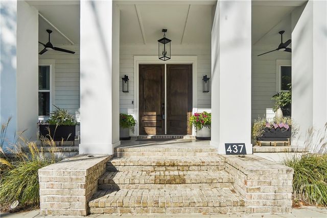 437 Bear River Drive, Richmond Hill, GA 31324