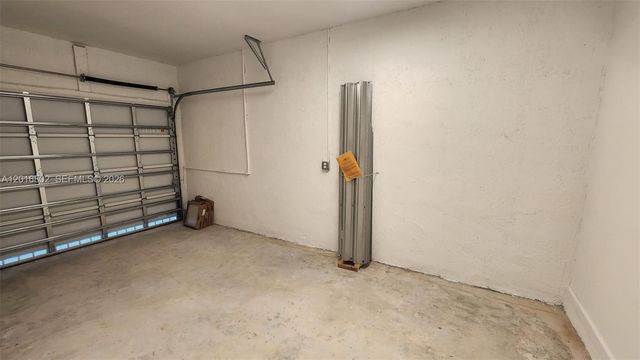 2591 SE 25th Ter, Homestead, FL 33035