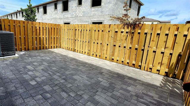 2591 SE 25th Ter, Homestead, FL 33035