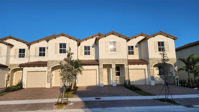 2591 SE 25th Ter, Homestead, FL 33035