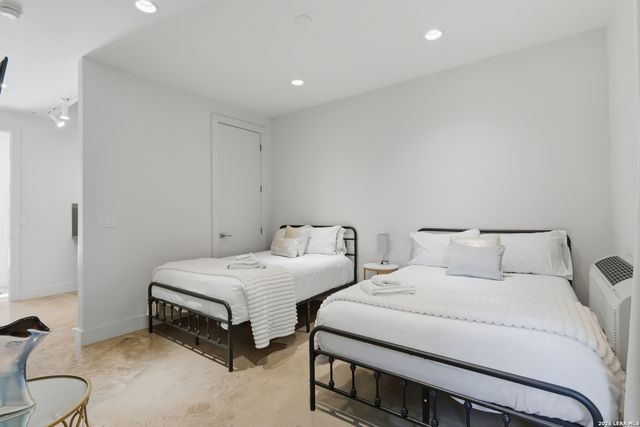 318 W Grayson St Unit 303, San Antonio, TX 78212