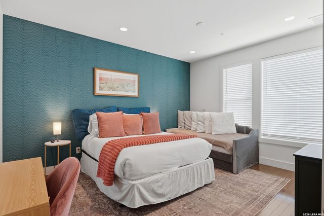 318 W Grayson St Unit 303, San Antonio, TX 78212