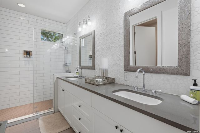 318 W Grayson St Unit 303, San Antonio, TX 78212