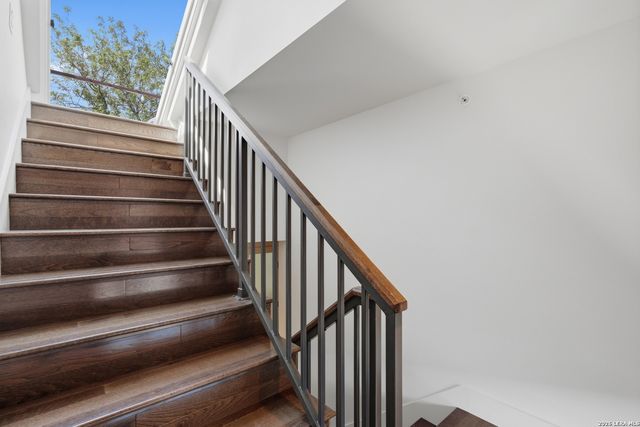 318 W Grayson St Unit 303, San Antonio, TX 78212