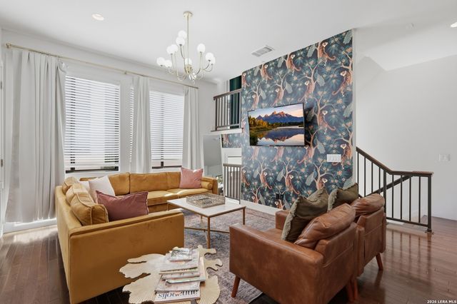 318 W Grayson St Unit 303, San Antonio, TX 78212