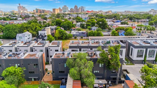 318 W Grayson St Unit 303, San Antonio, TX 78212