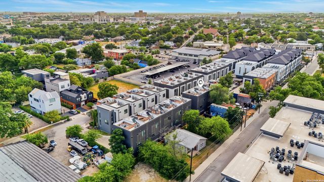 318 W Grayson St Unit 303, San Antonio, TX 78212