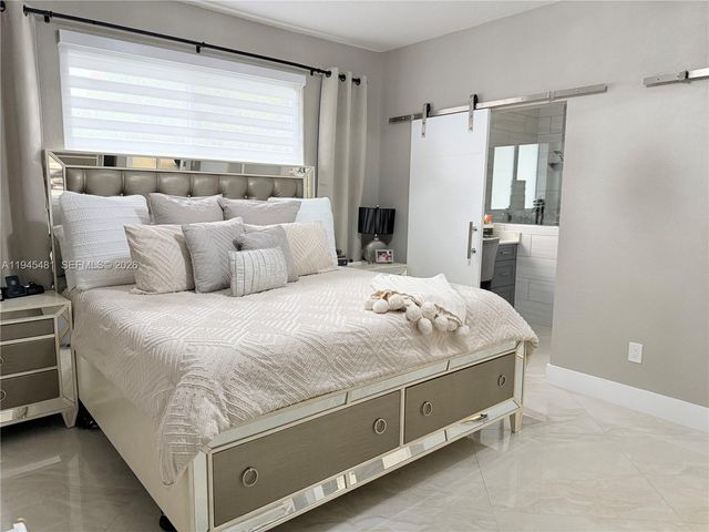 8737 NW 168th Ln, Miami Lakes, FL 33018