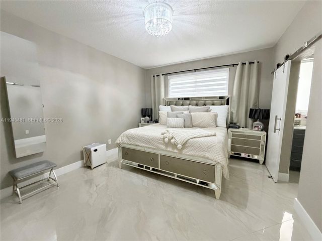 8737 NW 168th Ln, Miami Lakes, FL 33018