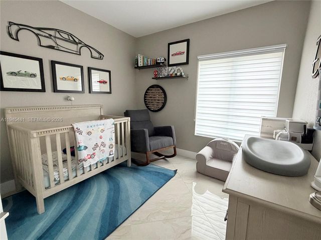 8737 NW 168th Ln, Miami Lakes, FL 33018