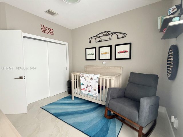 8737 NW 168th Ln, Miami Lakes, FL 33018