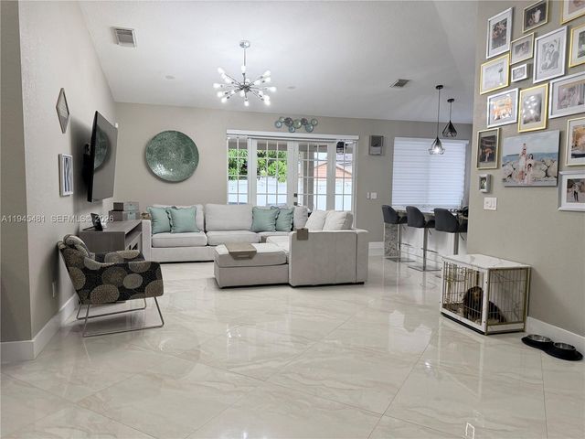 8737 NW 168th Ln, Miami Lakes, FL 33018