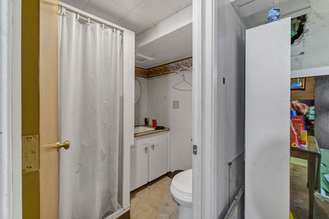 1737 N Smith St, Spokane, WA 99207