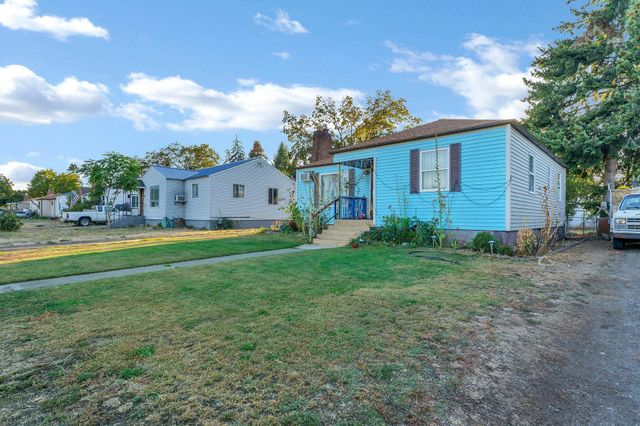 1737 N Smith St, Spokane, WA 99207