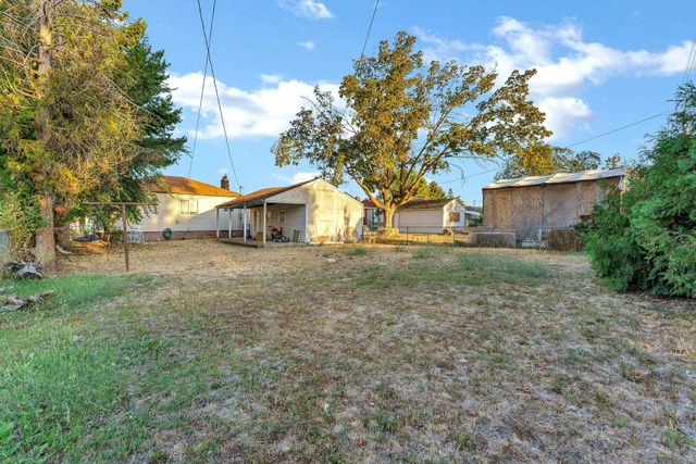 1737 N Smith St, Spokane, WA 99207