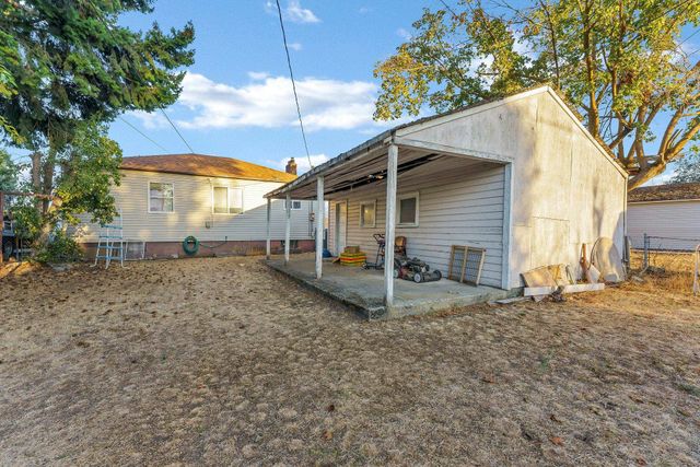 1737 N Smith St, Spokane, WA 99207