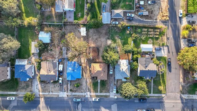 1737 N Smith St, Spokane, WA 99207