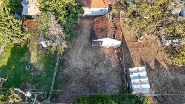 1737 N Smith St, Spokane, WA 99207