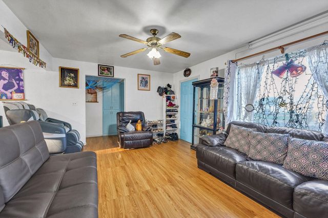 1737 N Smith St, Spokane, WA 99207