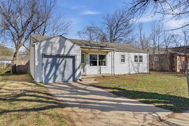 1138 E Tulsa St, Wichita, KS 67216