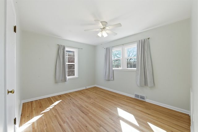 1138 E Tulsa St, Wichita, KS 67216