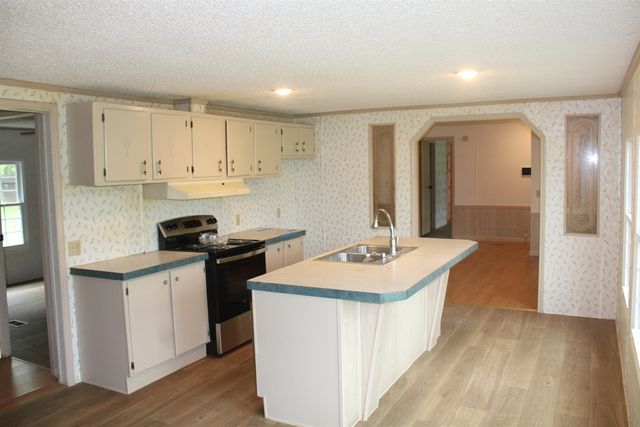 1660 CANDY OWENS RD, Moscow, TN 38057