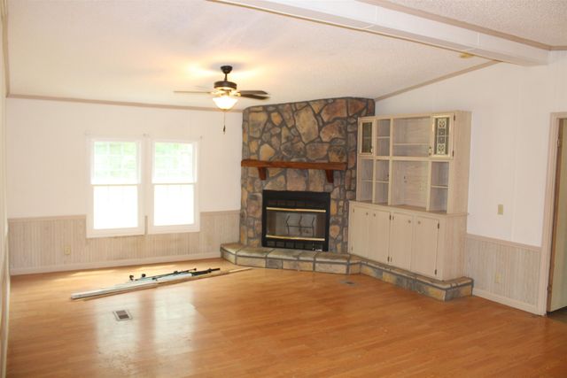 1660 CANDY OWENS RD, Moscow, TN 38057
