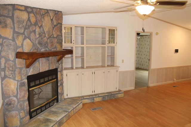 1660 CANDY OWENS RD, Moscow, TN 38057