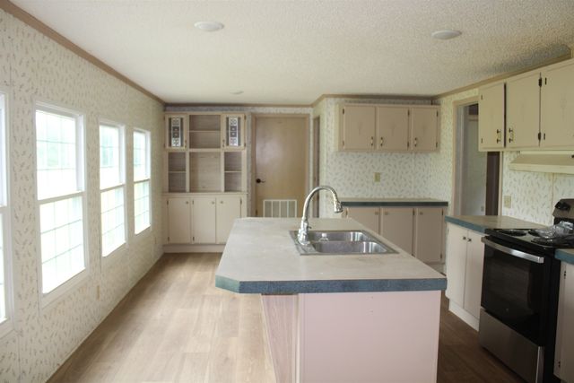 1660 CANDY OWENS RD, Moscow, TN 38057