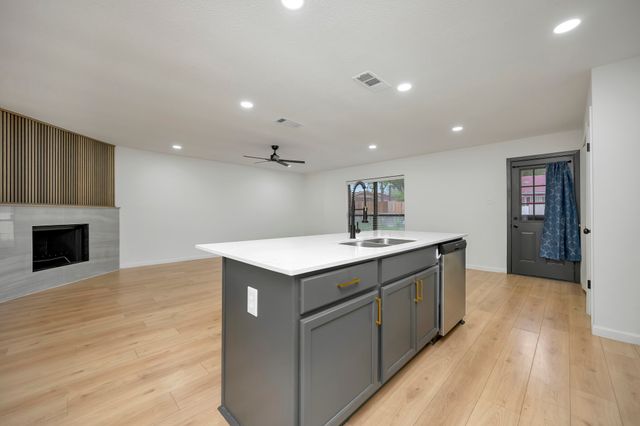 9415 Timberbluff Road, Dallas, TX 75249