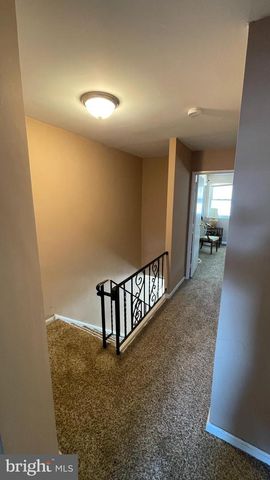 9888 GARVEY DR, Philadelphia, PA 19114