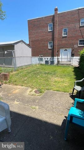 9888 GARVEY DR, Philadelphia, PA 19114