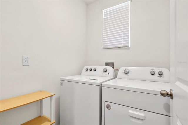 35724 SUNFLOWER HILL DRIVE, Zephyrhills, FL 33541