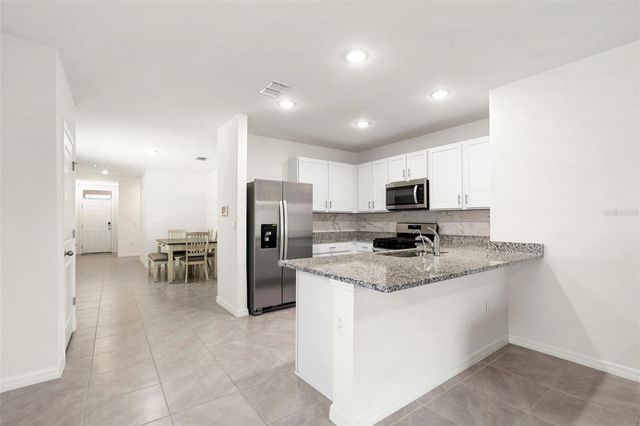 35724 SUNFLOWER HILL DRIVE, Zephyrhills, FL 33541