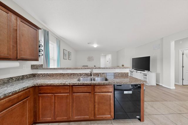 1810 Lark Drive NE, Rio Rancho, NM 87144