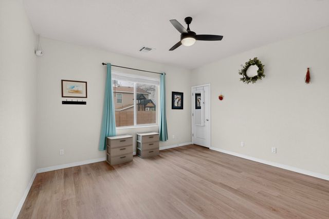 1810 Lark Drive NE, Rio Rancho, NM 87144