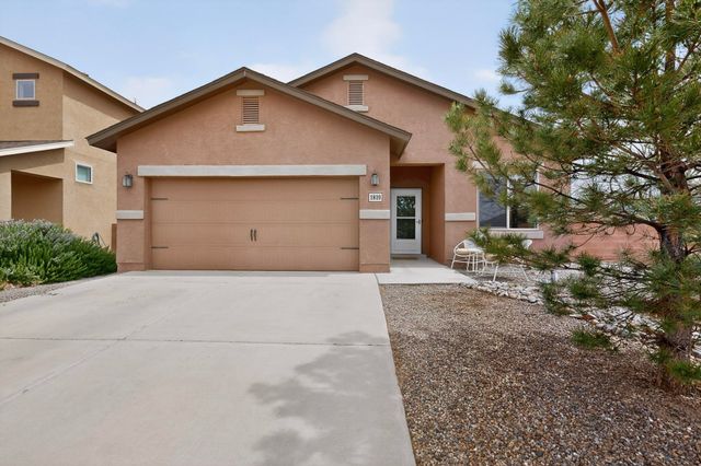 1810 Lark Drive NE, Rio Rancho, NM 87144
