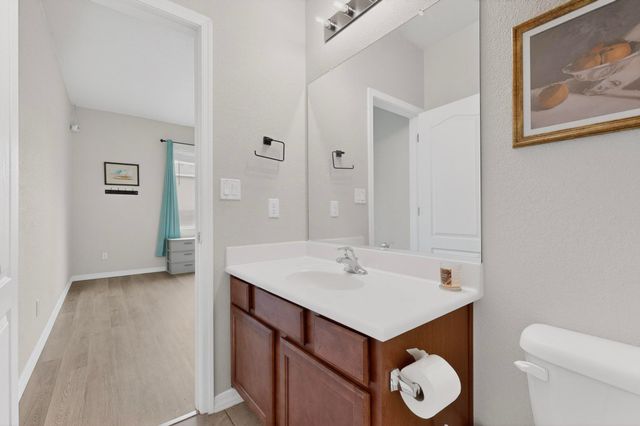 1810 Lark Drive NE, Rio Rancho, NM 87144