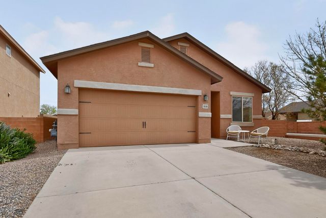 1810 Lark Drive NE, Rio Rancho, NM 87144