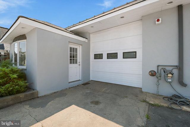 425 HAZEL AVE, Ewing, NJ 08638