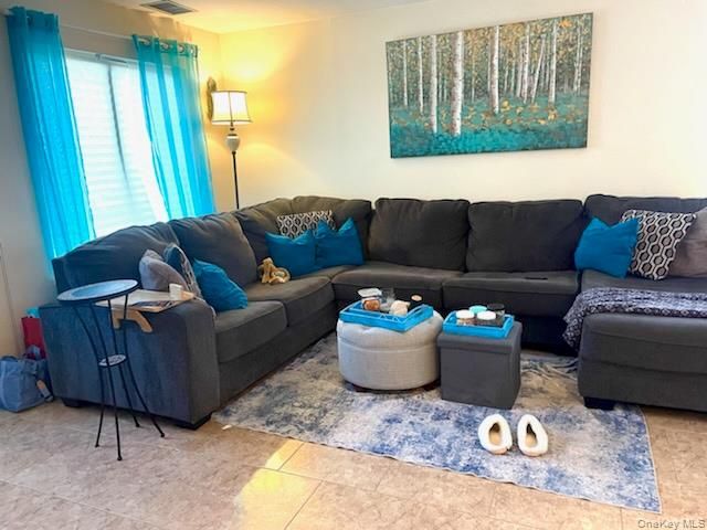 112 Birchwood Road, Coram, NY 11727