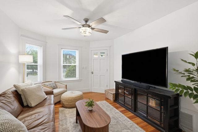 31 Quimby St 31, Watertown, MA 02472