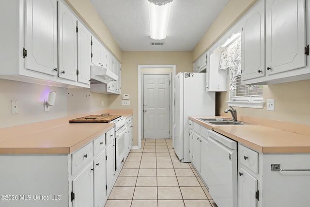 741 Whitney Drive, Biloxi, MS 39532