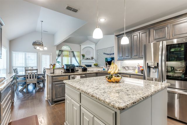 1412 Baynes Drive, Mckinney, TX 75071