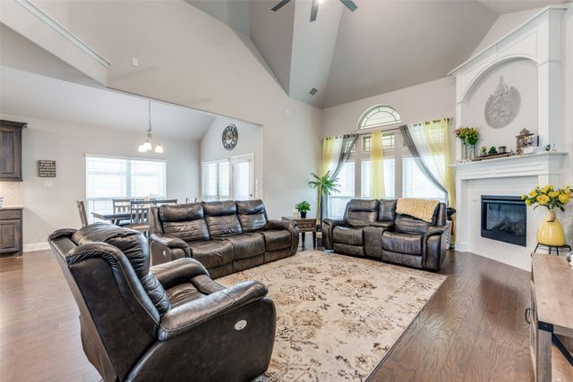 1412 Baynes Drive, Mckinney, TX 75071