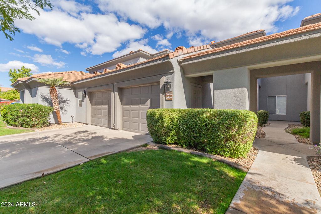 7401 W ARROWHEAD CLUBHOUSE Drive 2046, Glendale, AZ 85308 — photo 3