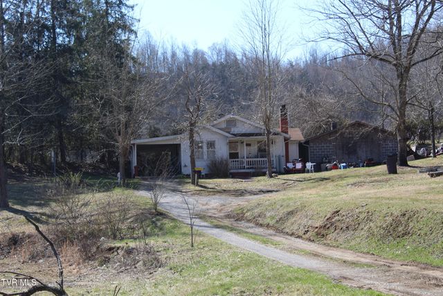 42424 East Morgan Avenue, Pennington Gap, VA 24277