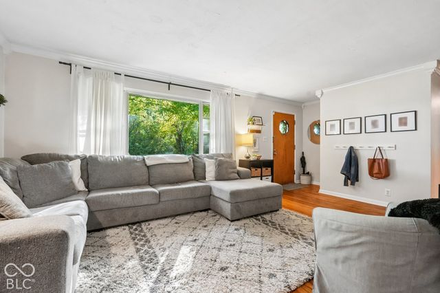 8450 Evergreen Avenue, Indianapolis, IN 46240