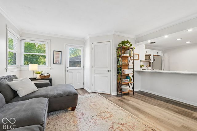 8450 Evergreen Avenue, Indianapolis, IN 46240