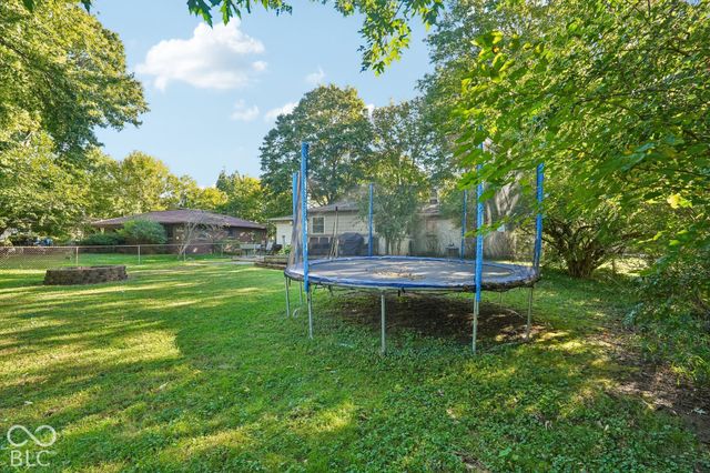 8450 Evergreen Avenue, Indianapolis, IN 46240
